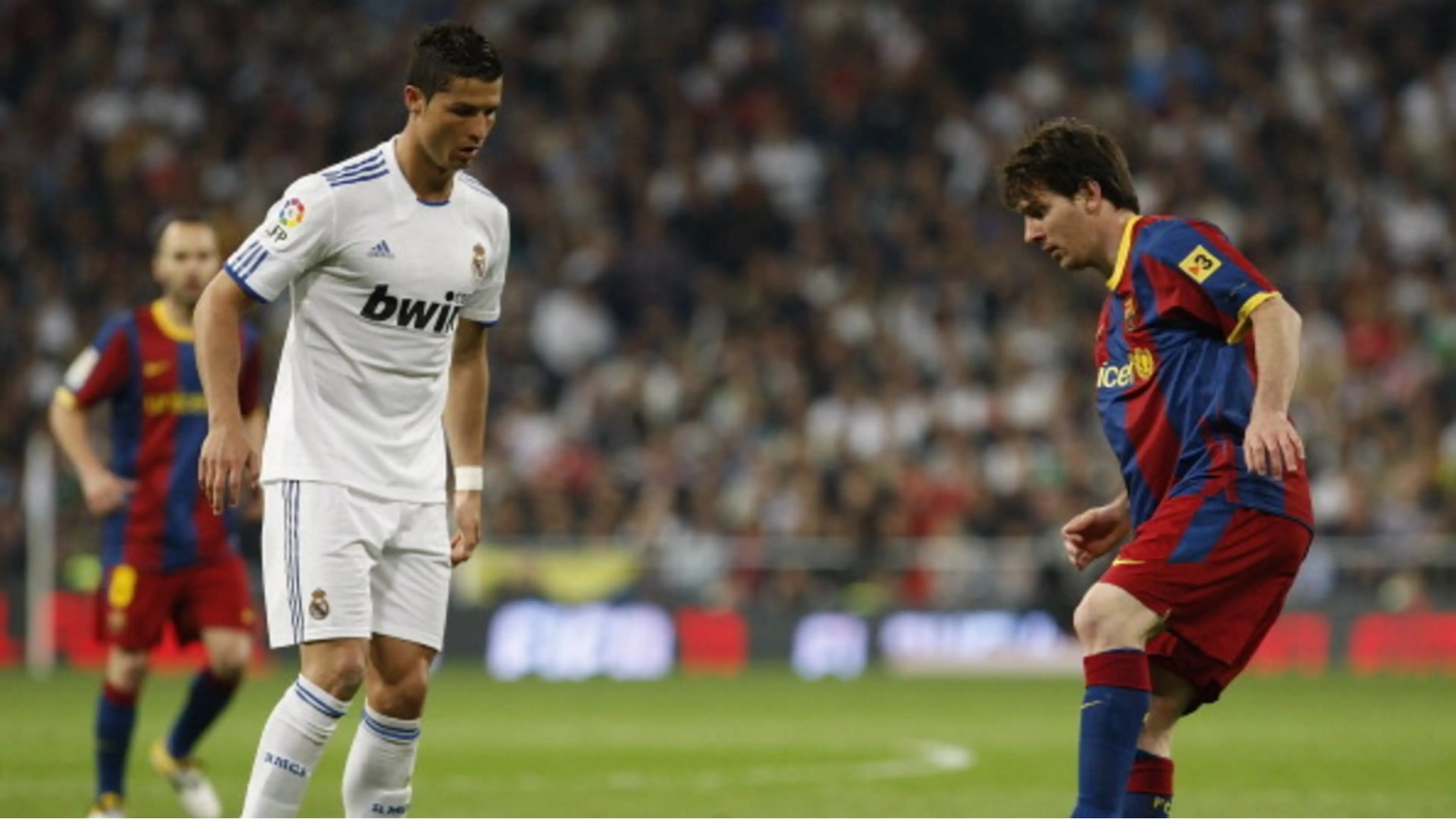 Messi và Ronaldo là 1 trong số những ngôi sao đã thi đấu tại Siêu kinh điển

