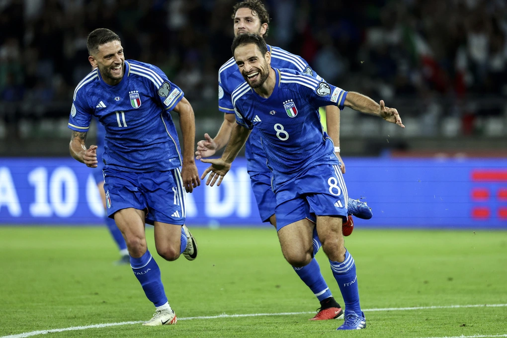 Italia cần thắng 2 trận cuối bảng C để chắc suất có vé 
